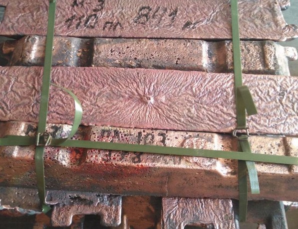 Чушка бронзовая литая БрБ2 ГОСТ 613-79 фото