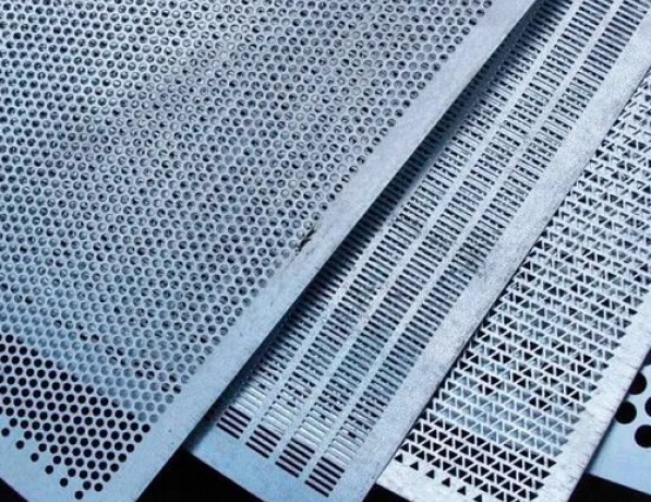 Лист перфорированный нержавеющий Lge AISI 304 10 мм ТУ 25.11.23-002-23083253-2017 фото